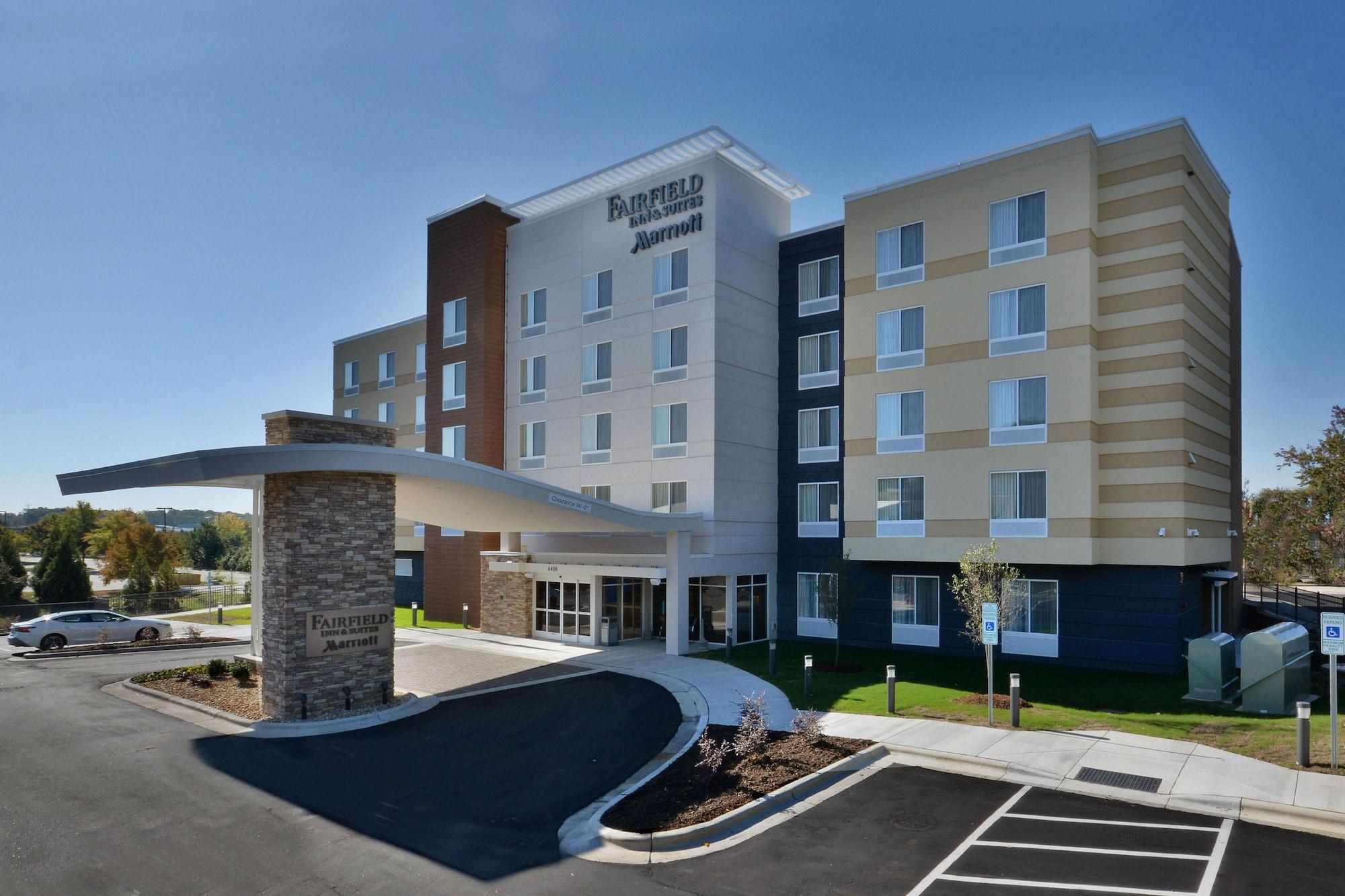 Fairfield Inn & Suites By Marriott Raleigh Capital Blvd./I-540 Bagian luar foto