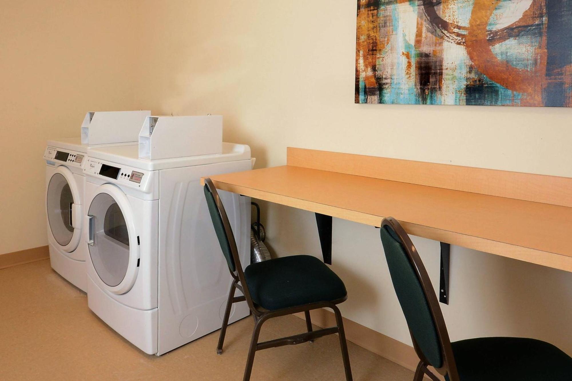 Fairfield Inn & Suites By Marriott Raleigh Capital Blvd./I-540 Bagian luar foto