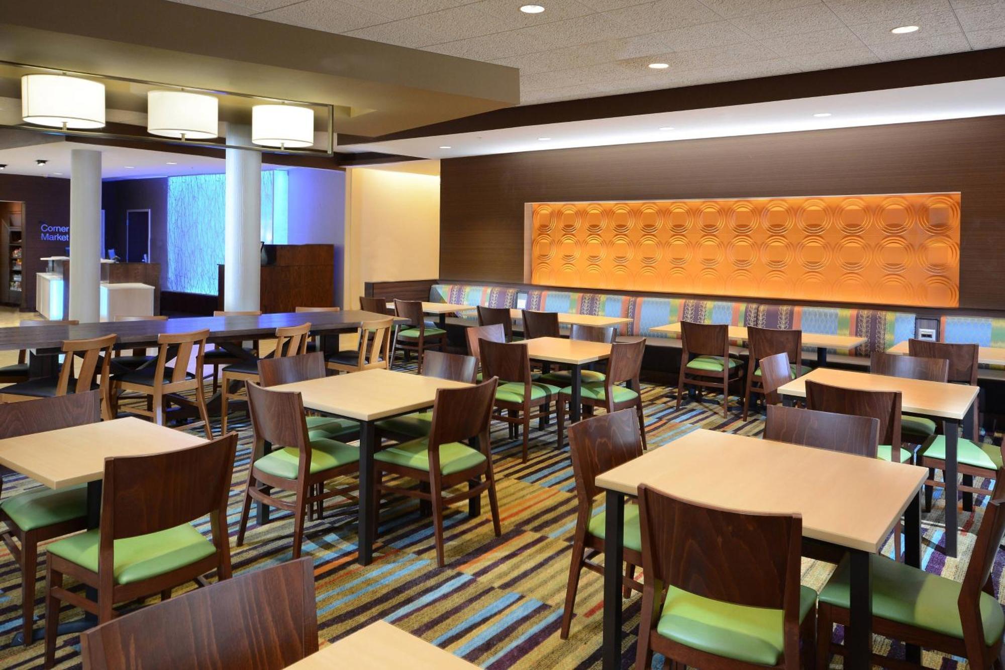Fairfield Inn & Suites By Marriott Raleigh Capital Blvd./I-540 Bagian luar foto