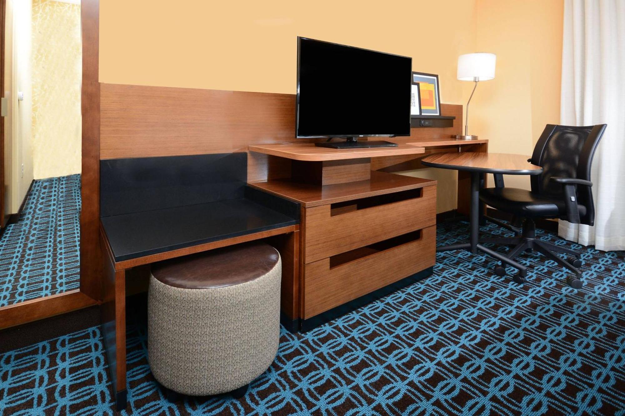 Fairfield Inn & Suites By Marriott Raleigh Capital Blvd./I-540 Bagian luar foto